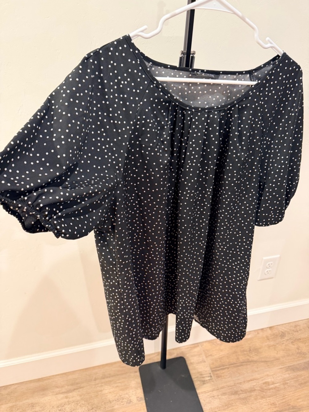 BloomChic Polka Dot Blouse – Size 18/20 - Picture 2 of 5